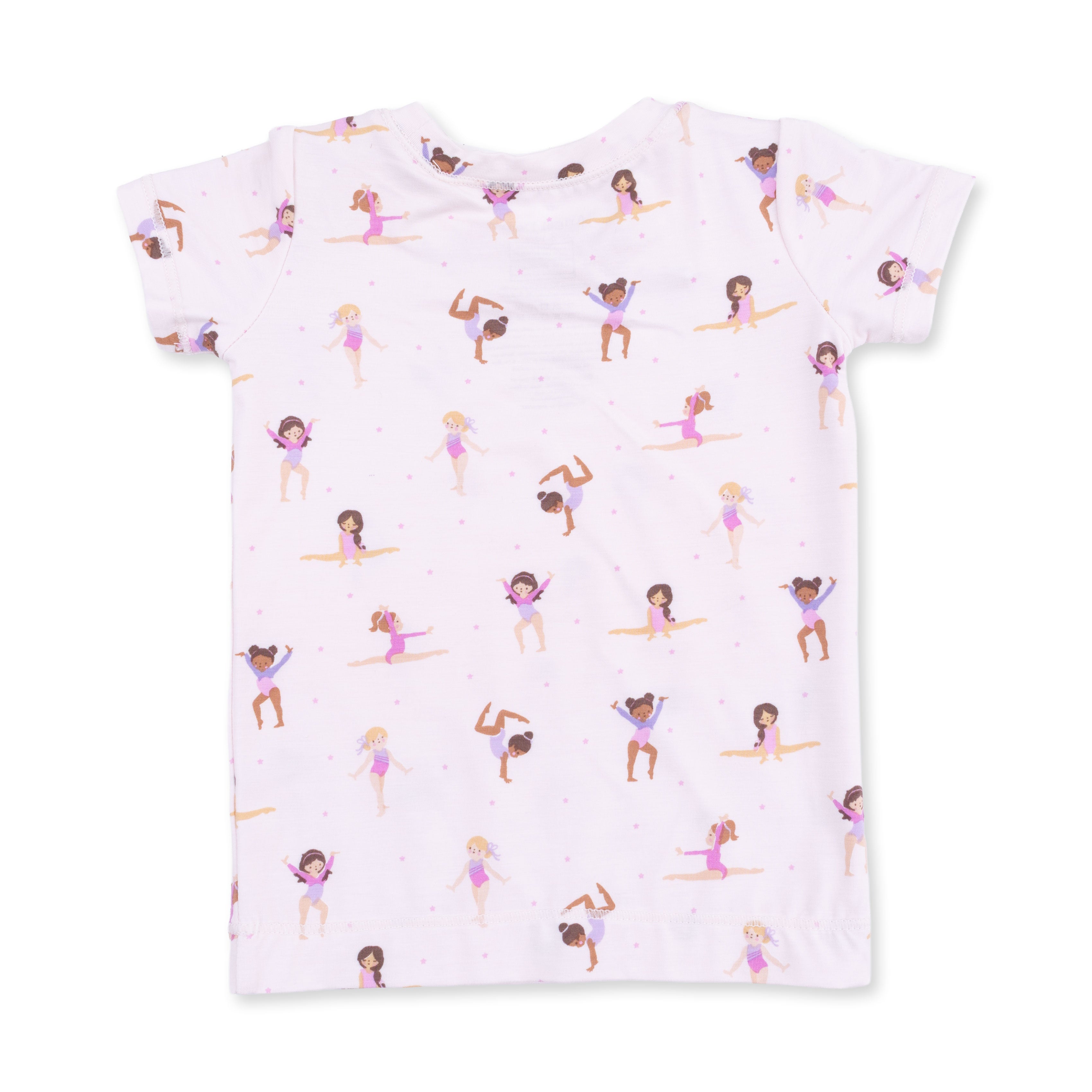 White top with a pattern of tumblers on a white background