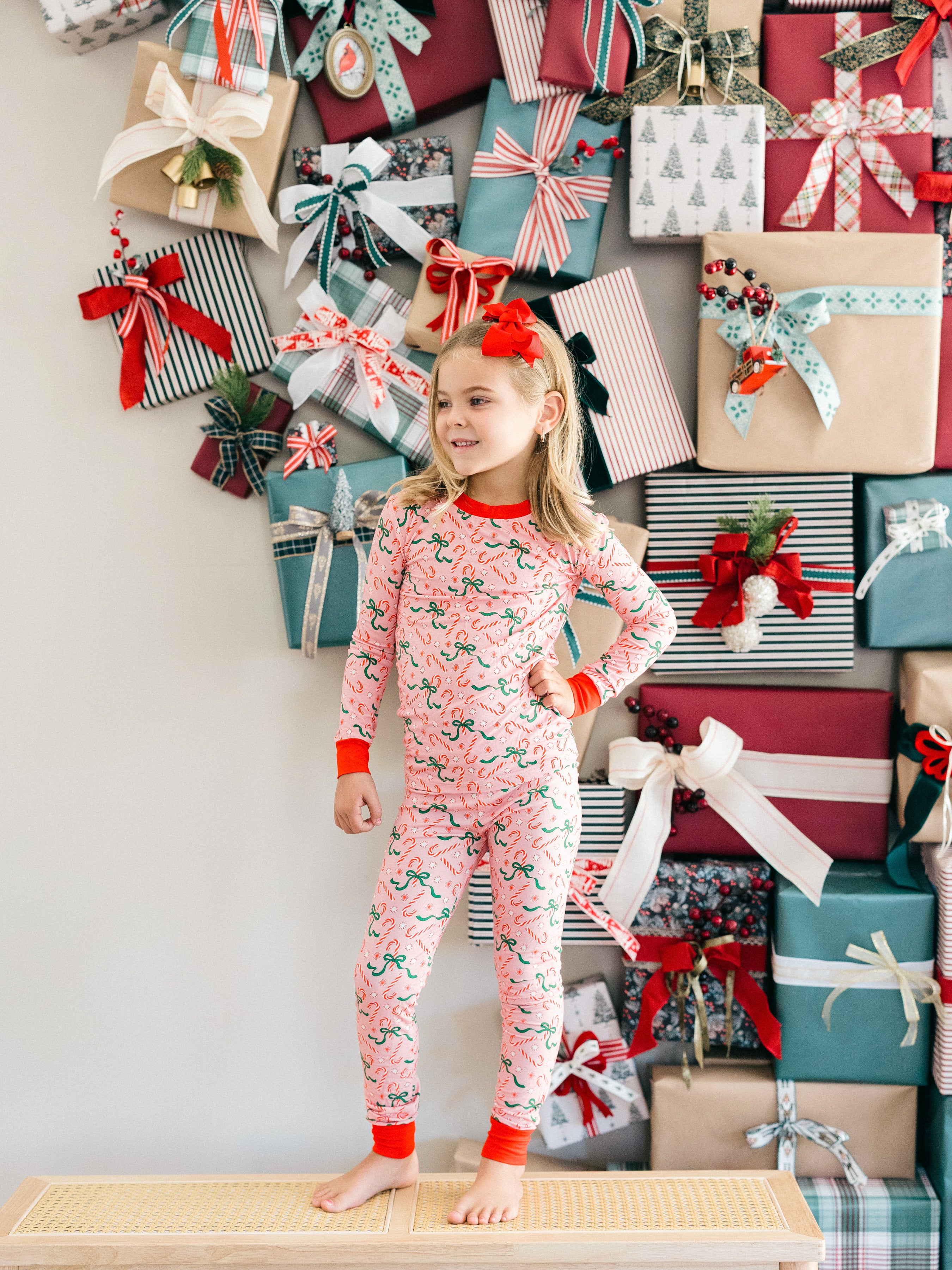 Loungewear Set - Candy Cane Ribbons