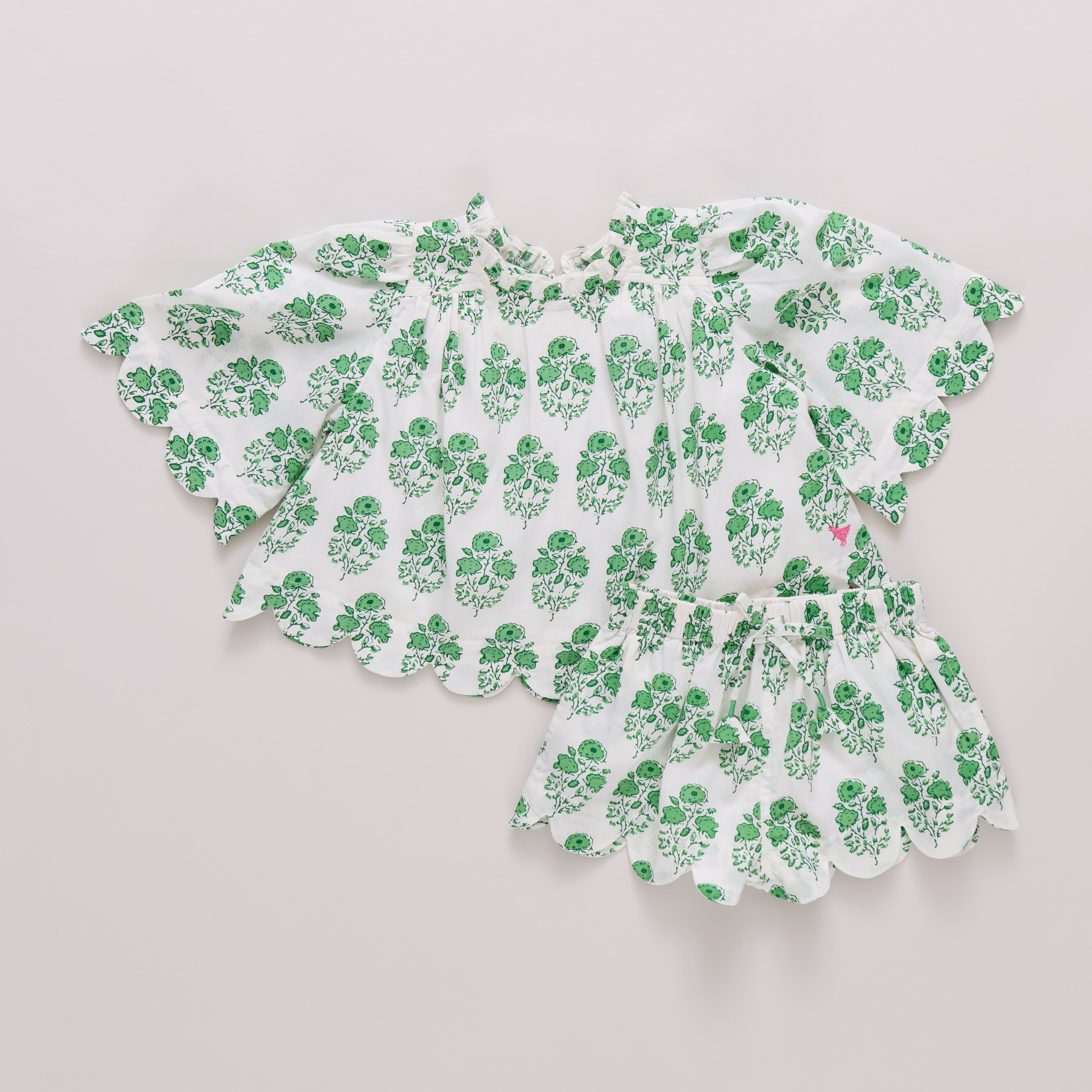 Misha Scallop Set - Green Strawflower