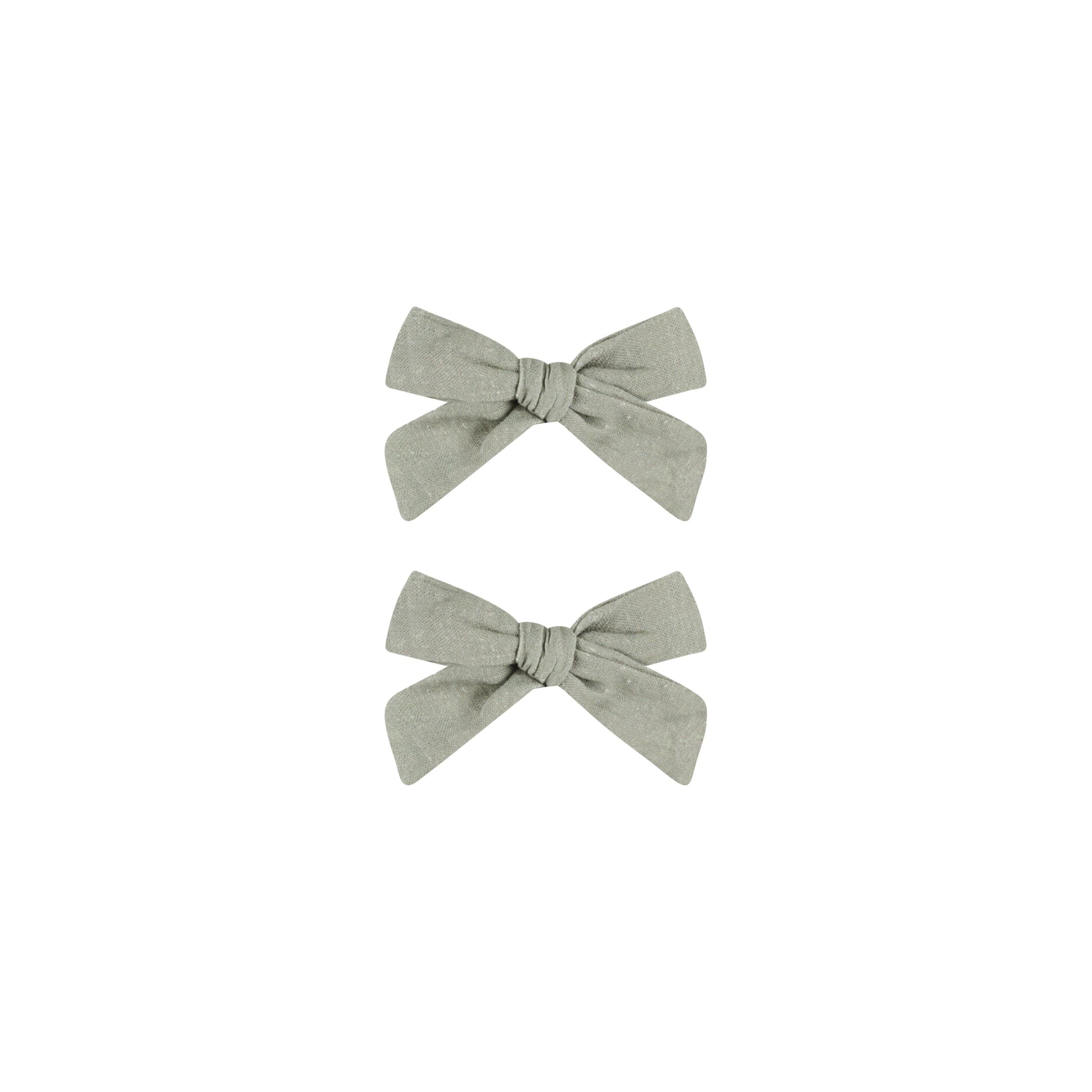 Bows - Laurel