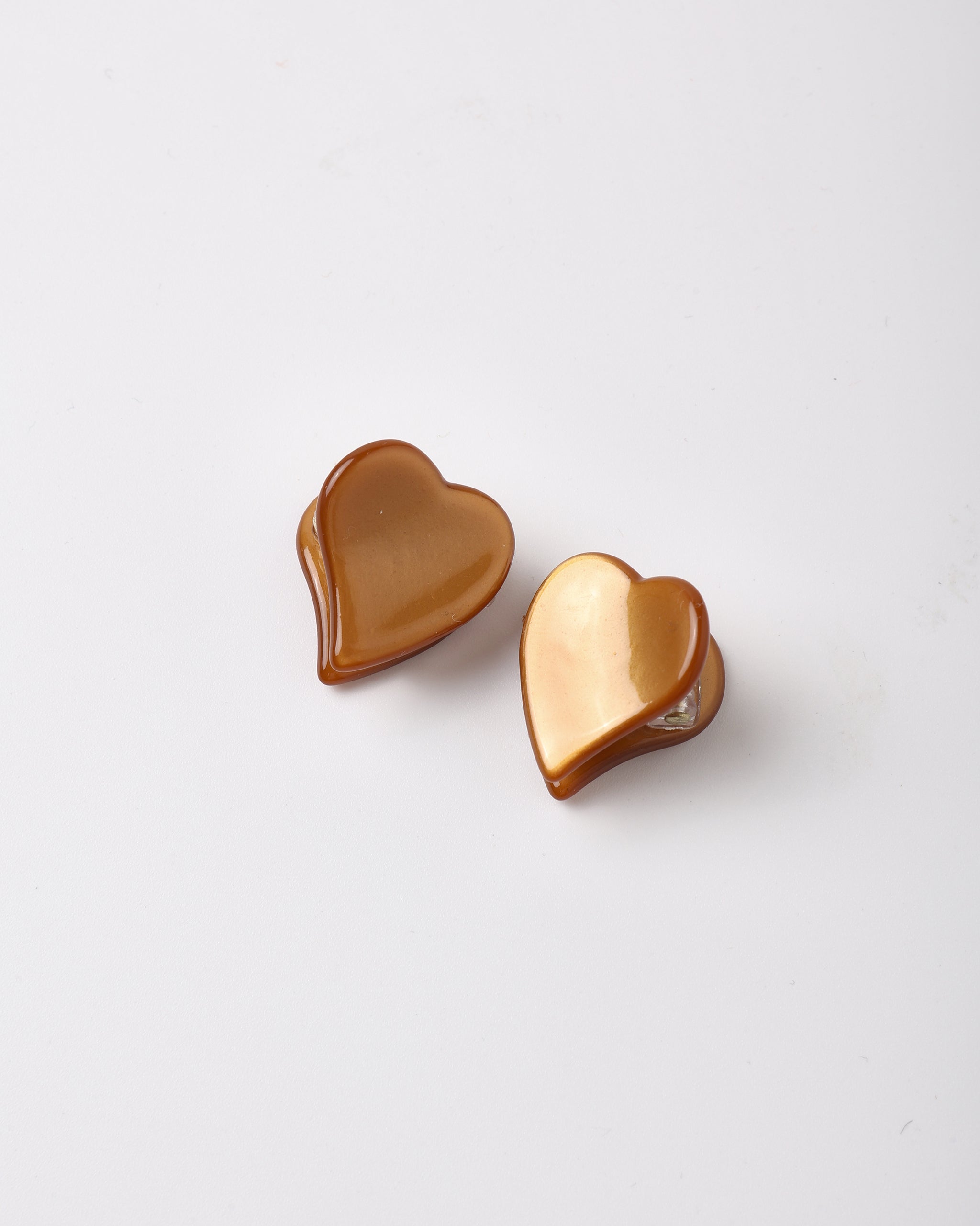 Clay colored hair clip