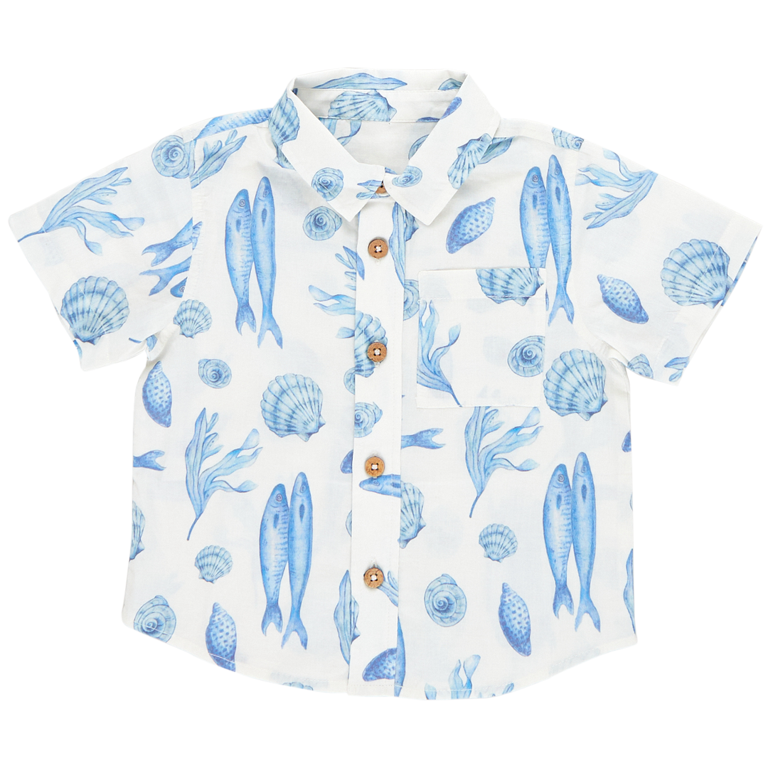 white short sleeve collared button down with blue seashell and fish print